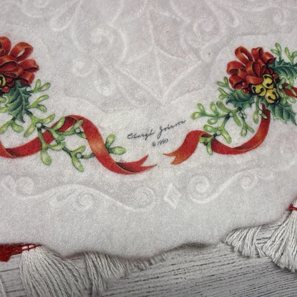 3 Vintage Christmas Doilies Centerpiece Granny Core Tassels Felt Round Doily